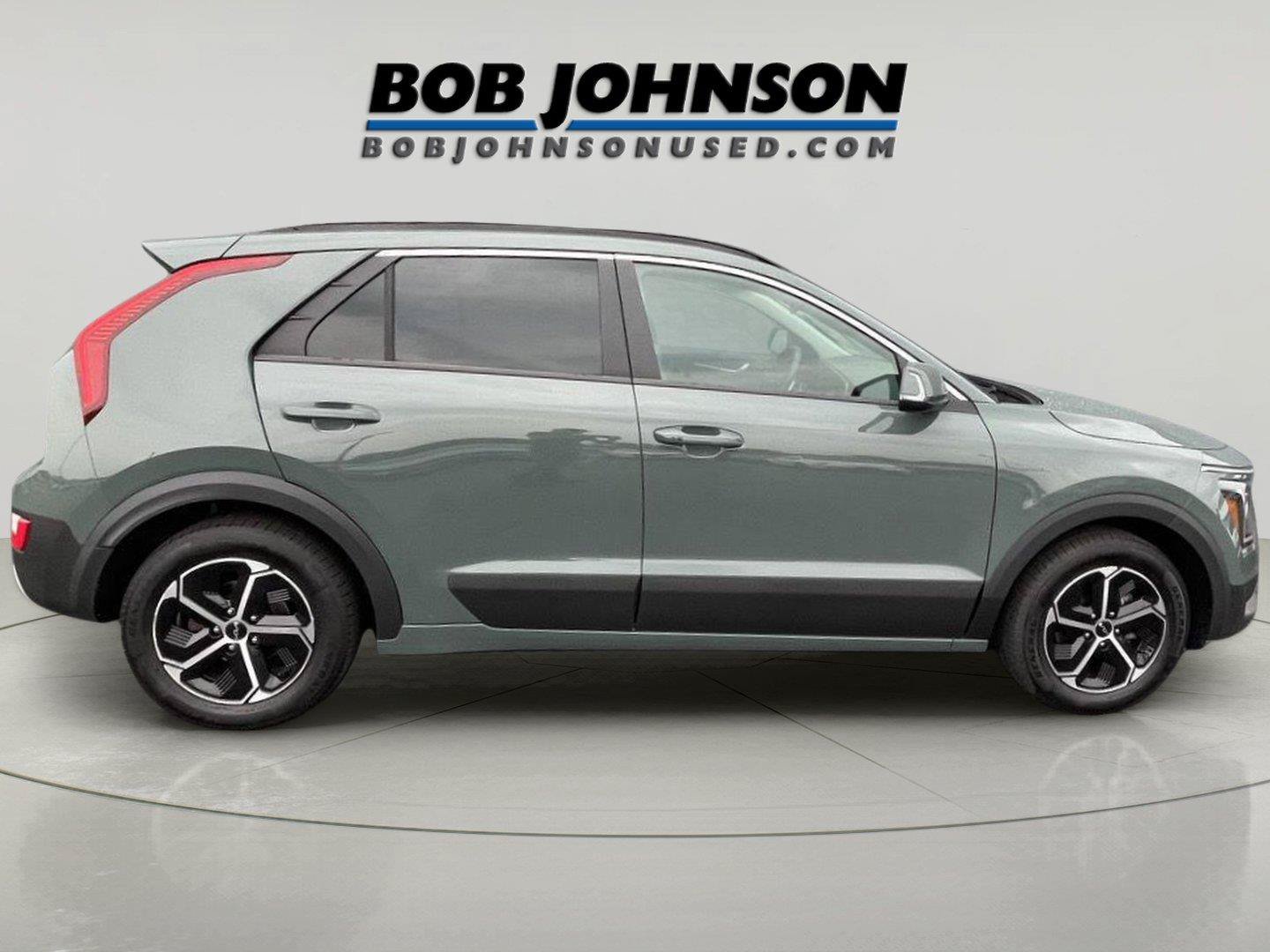 Used 2024 Kia Niro EX FWD image 8