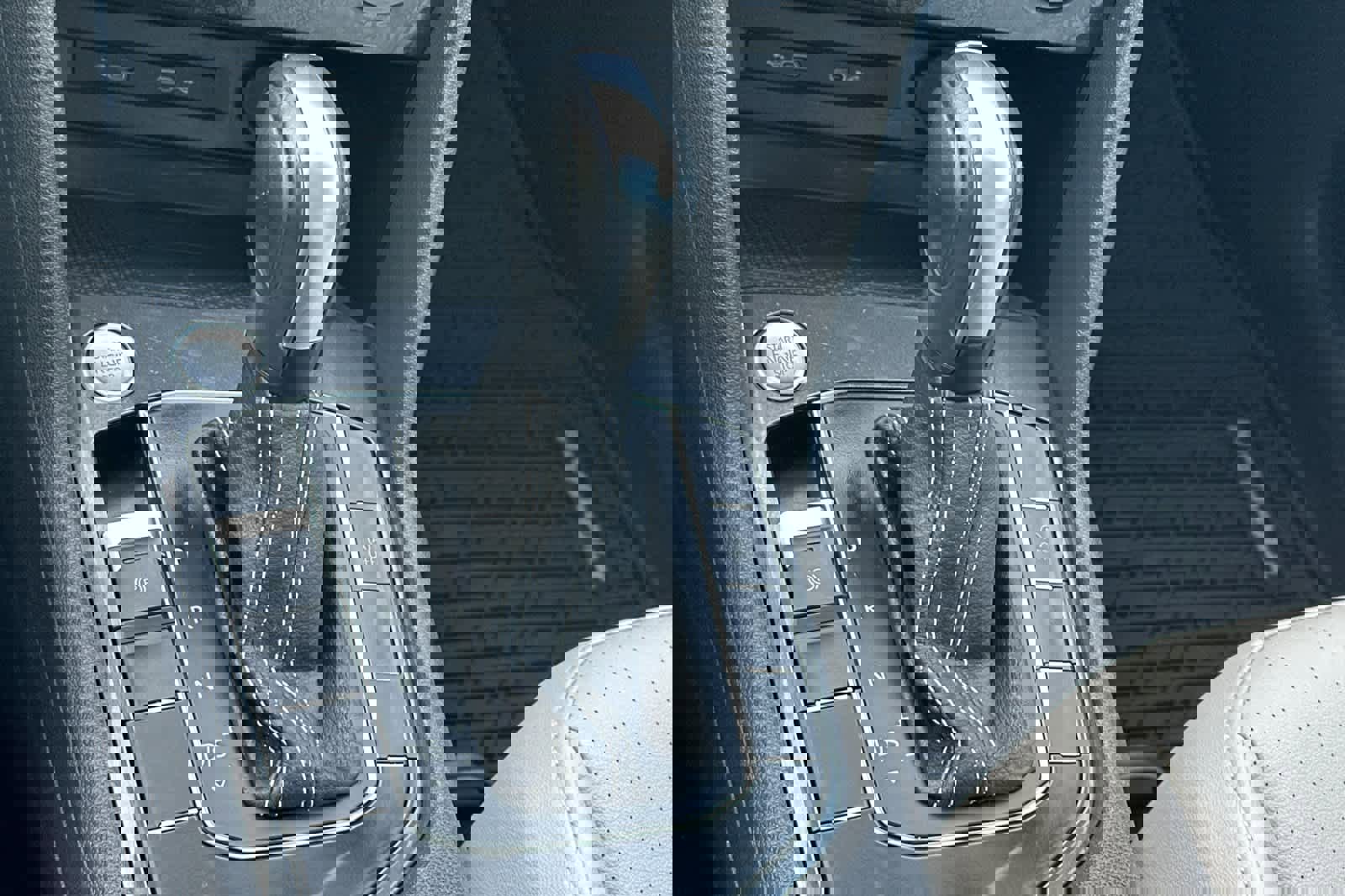 Used 2021 Volkswagen Tiguan SE w/ Panoramic Sunroof Package image 24