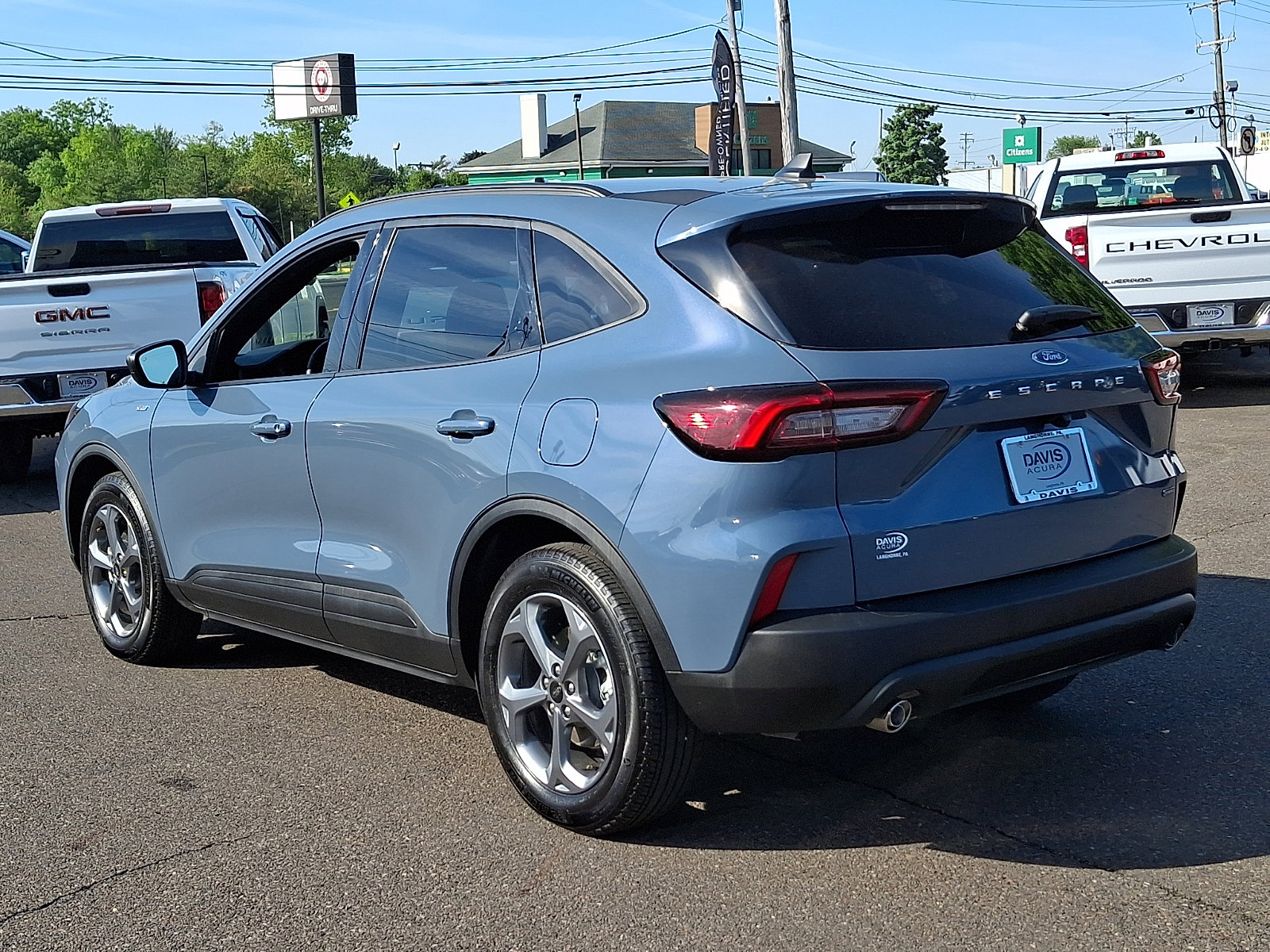 Used 2025 Ford Escape ST-Line w/ Equipment Group 301A FWD image 6
