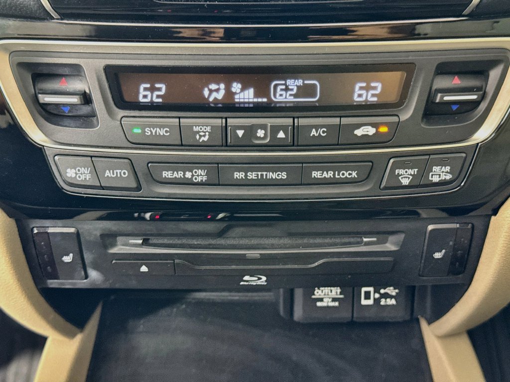 Used 2021 Honda Pilot Touring image 21