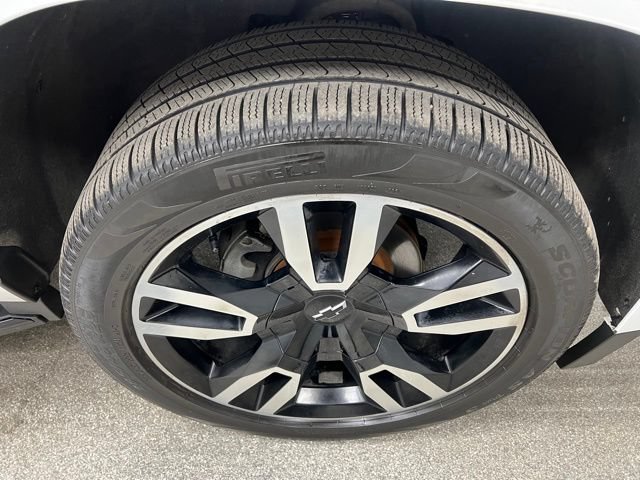 Used 2019 Chevrolet Tahoe Premier w/ RST Edition AWD/4WD image 16