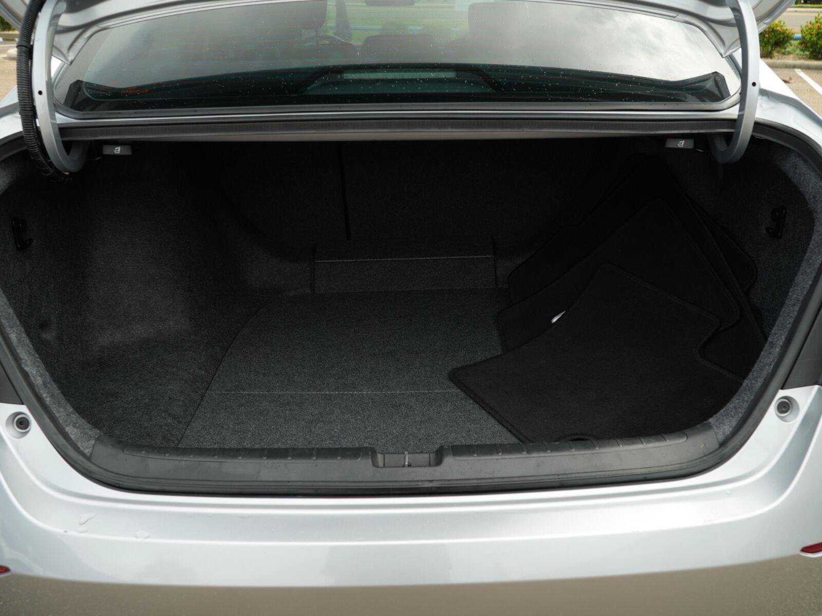 Used 2020 Honda Accord EX image 14