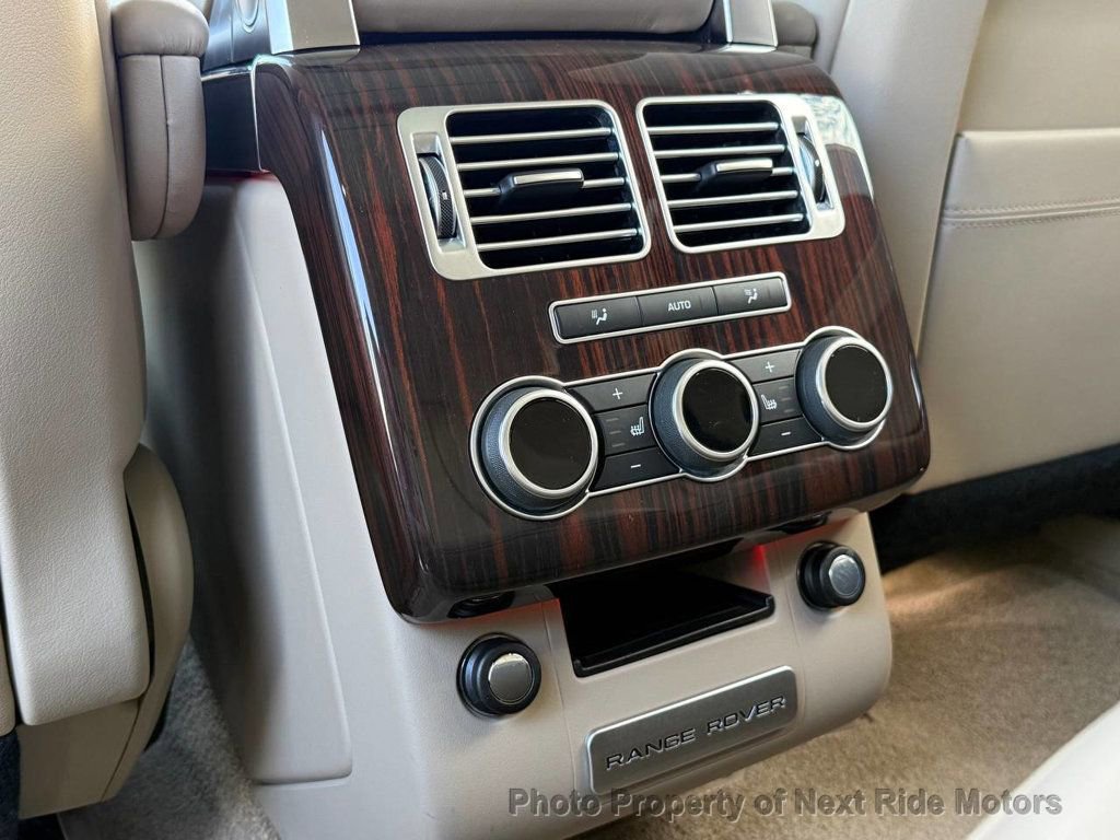 Used 2016 Land Rover Range Rover HSE image 24