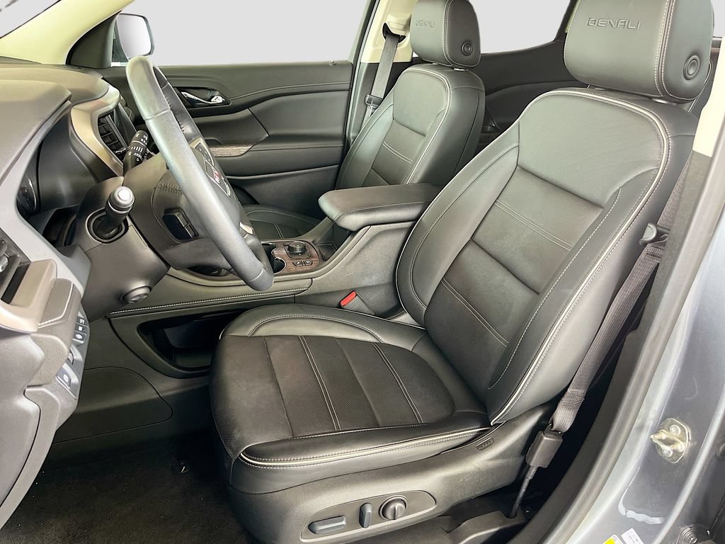 Used 2022 GMC Acadia Denali FWD image 22