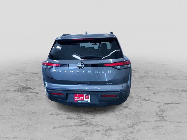 Used 2025 Nissan Pathfinder SV image 9
