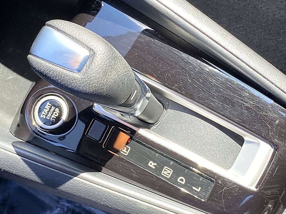 Used 2021 Nissan Kicks S FWD image 23