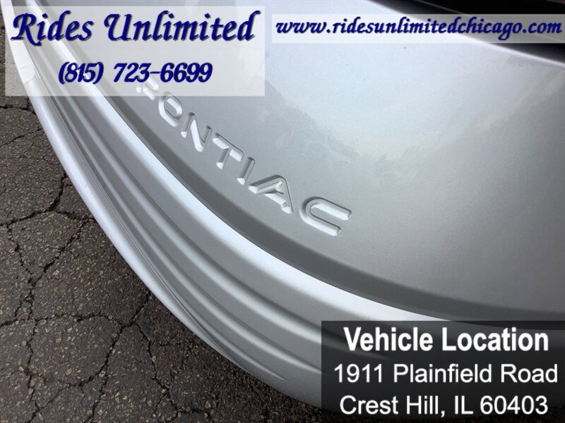 Used 2003 Pontiac Bonneville SE image 39