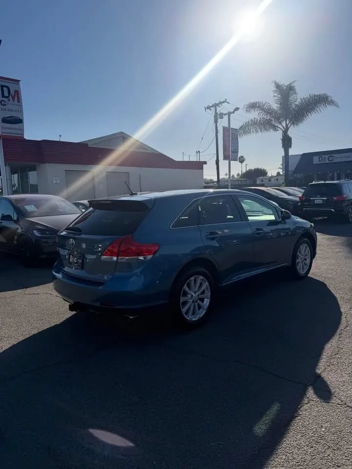 Used 2011 Toyota Venza FWD image 3