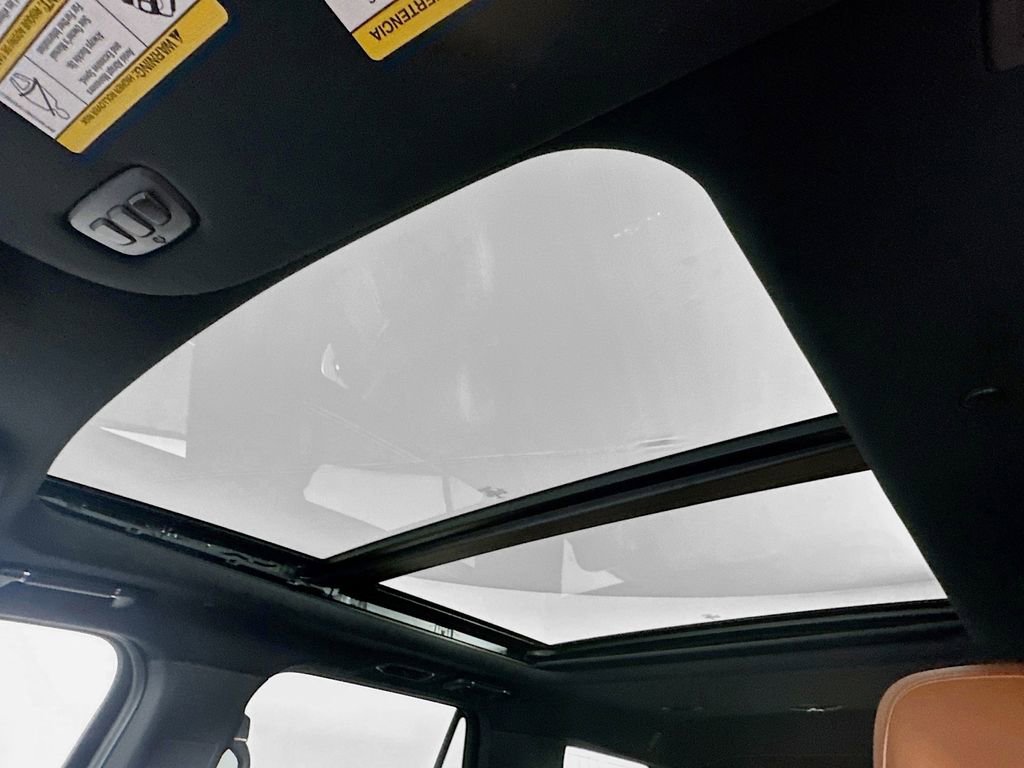 Used 2021 Lincoln Navigator Reserve image 21