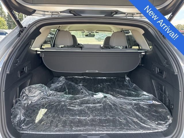 Used 2025 Subaru Outback Premium AWD/4WD image 9