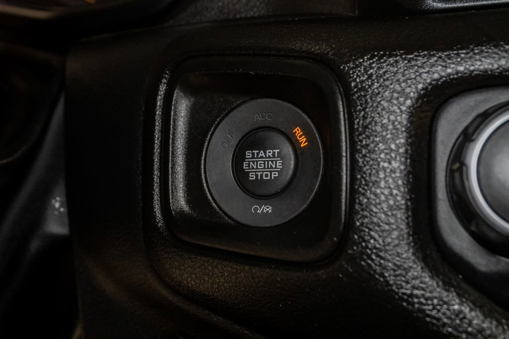 Used 2024 Jeep Wrangler Unlimited Sport AWD/4WD image 17