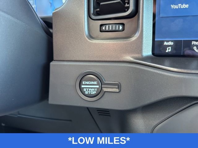 Used 2025 Ford Bronco Badlands image 18