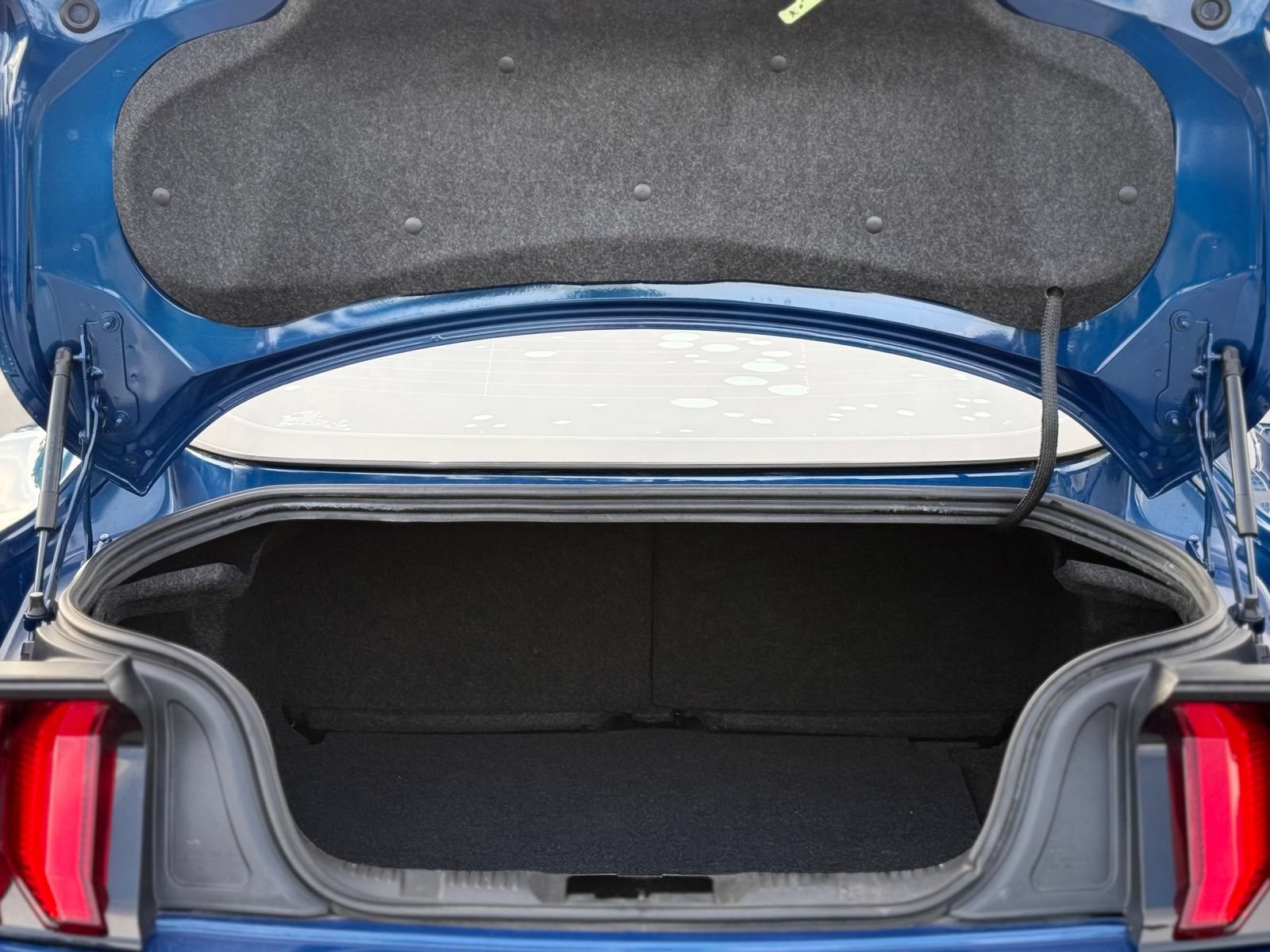 Used 2022 Ford Mustang GT RWD image 45