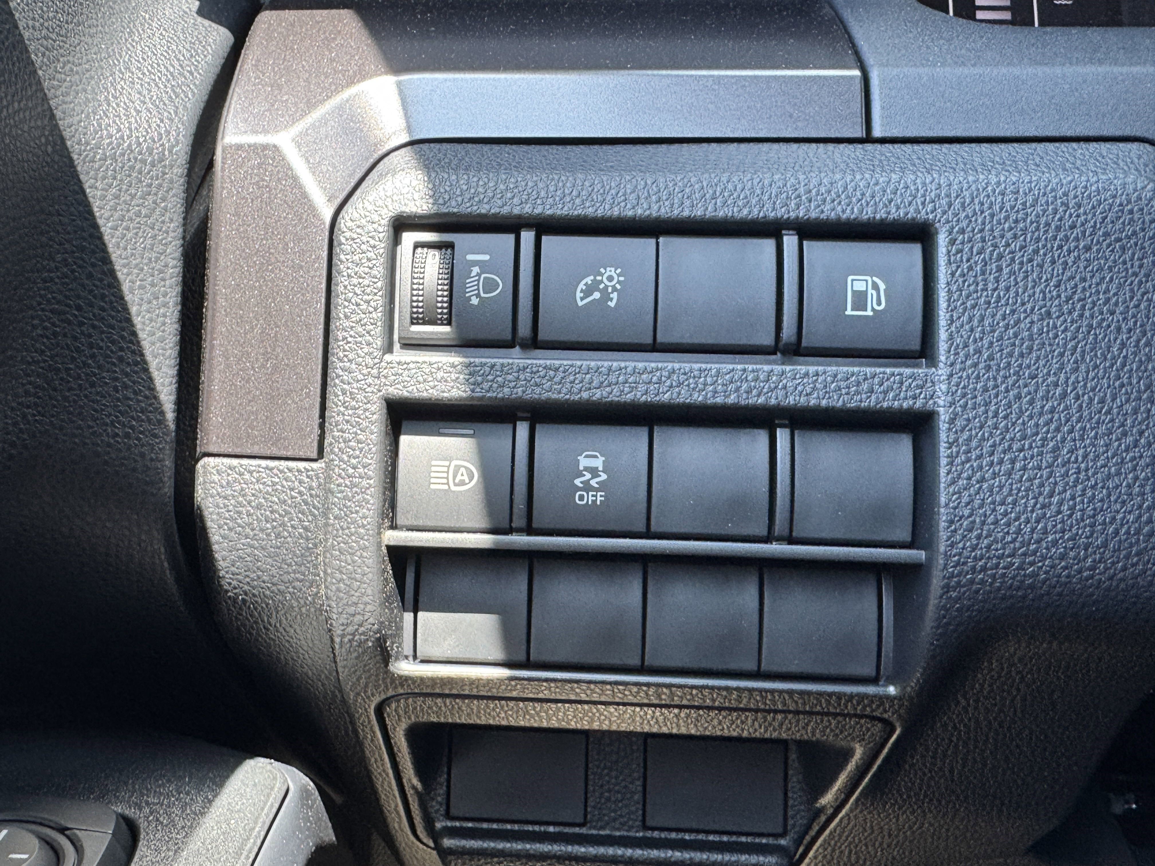 New 2026 Toyota 4Runner SR5 AWD/4WD image 37