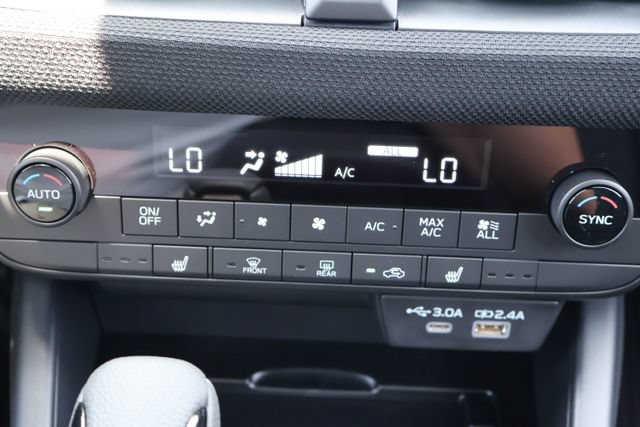 New 2026 Subaru Outback Limited AWD/4WD image 11