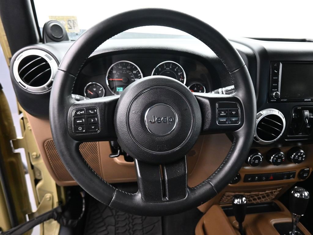 Used 2013 Jeep Wrangler Unlimited Sahara w/ Connectivity Group image 14