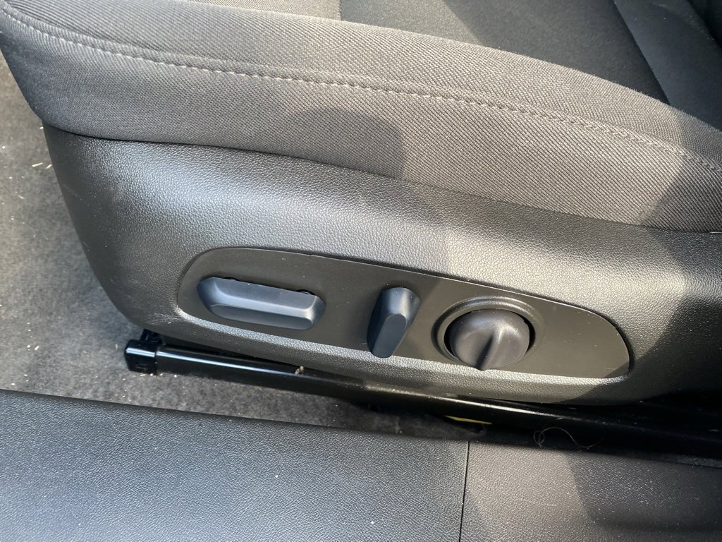 Used 2024 Chevrolet Malibu LT image 16