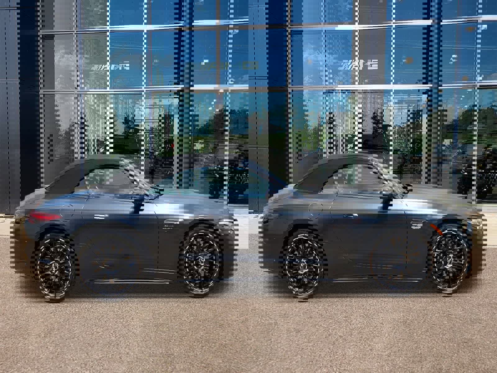 New 2025 Mercedes-Benz SL 63 AMG S e Performance 4MATIC image 27