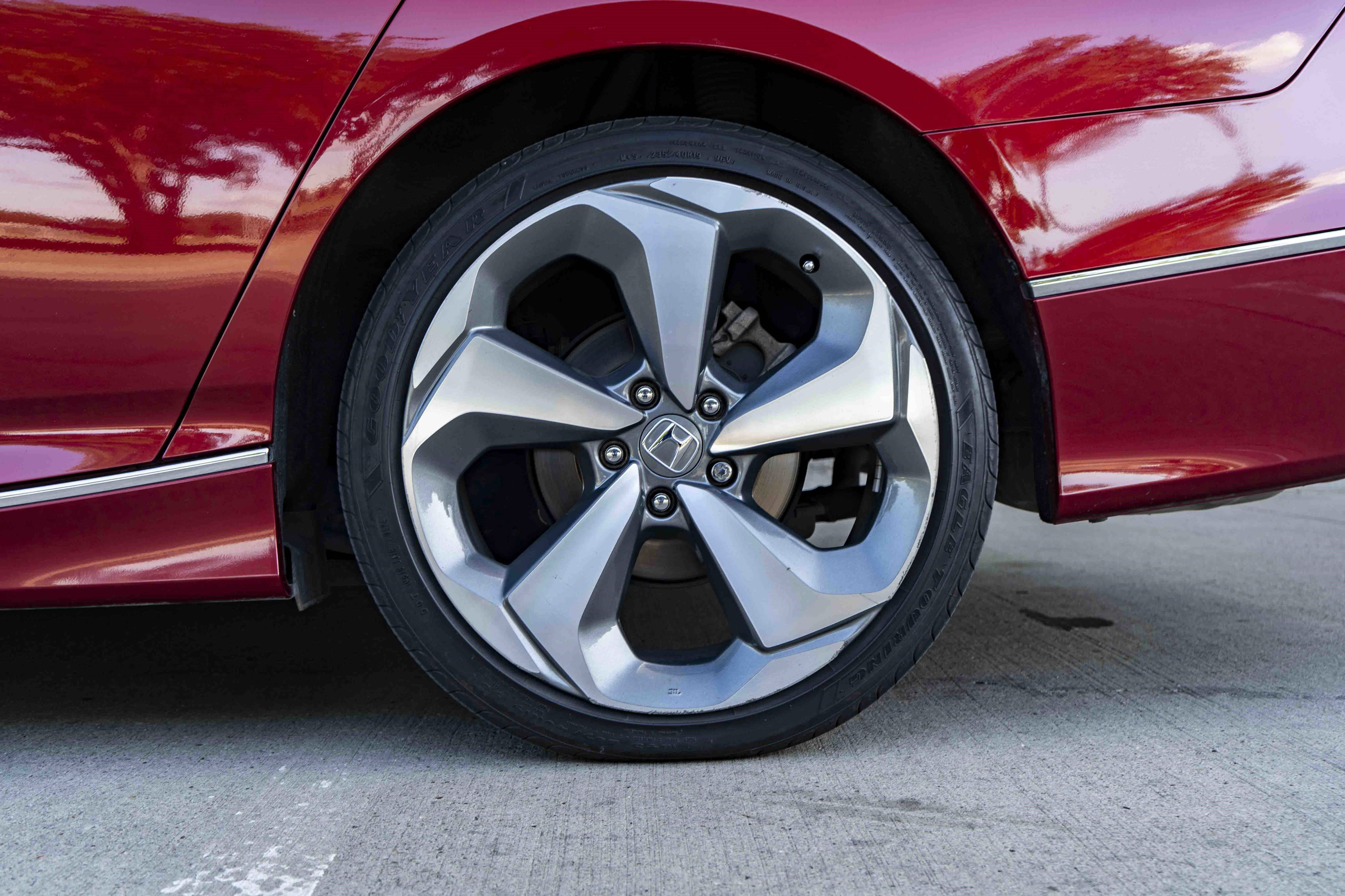 Used 2020 Honda Accord Touring image 15