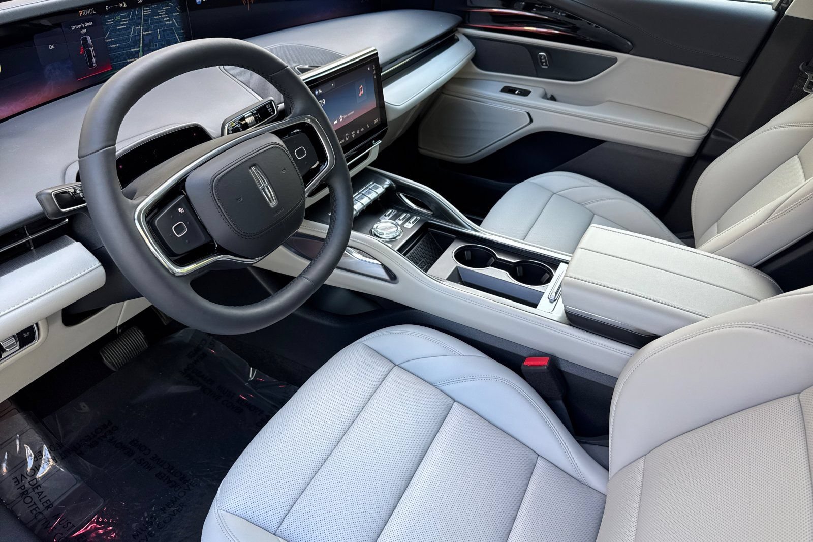 New 2026 Lincoln Nautilus Premier w/ Jet Appearance Package AWD/4WD image 7