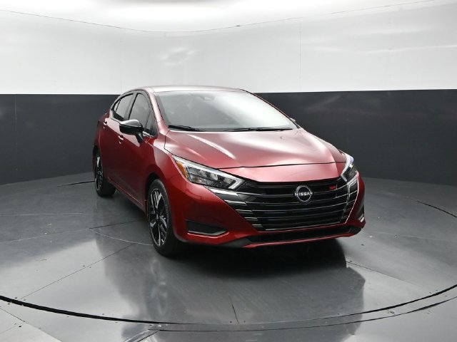 Certified 2025 Nissan Versa SR w/ Trunk Package FWD image 5