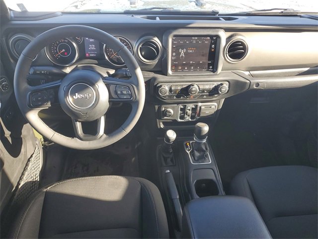 Certified 2023 Jeep Gladiator Sport image 12