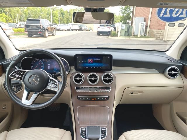 Used 2021 Mercedes-Benz GLC 300 4MATIC image 20