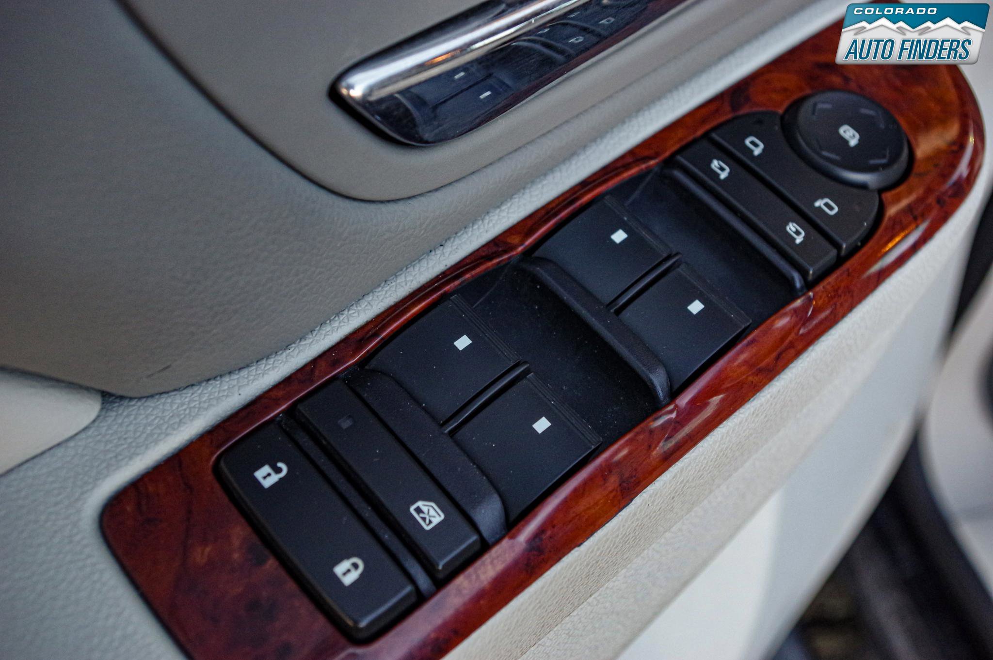 Used 2013 Chevrolet Tahoe LTZ image 11