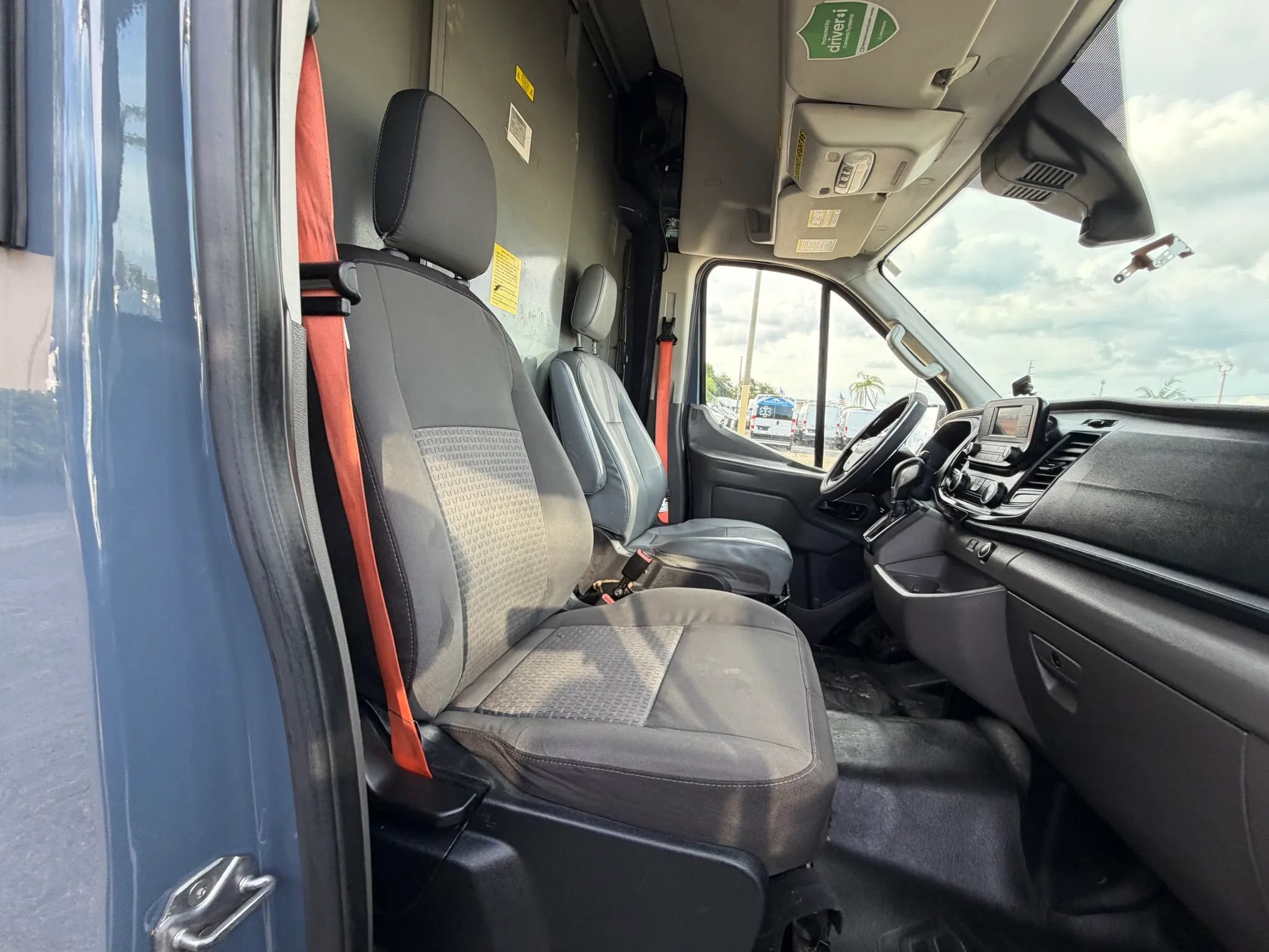 Used 2020 Ford Transit 250 148 High Roof Extended RWD image 18