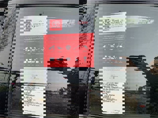 New 2025 Toyota Prius Plug-In Hybrid image 37