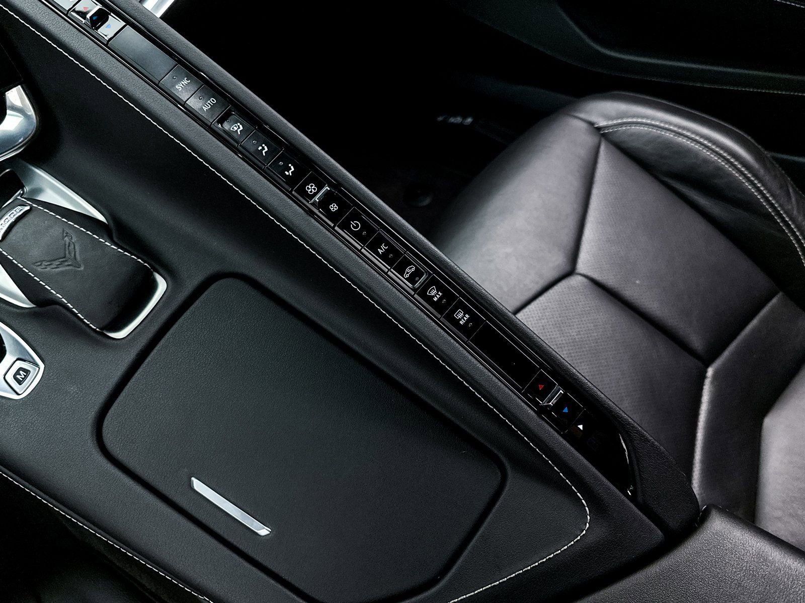 Used 2020 Chevrolet Corvette Stingray Coupe w/ 1LT image 24