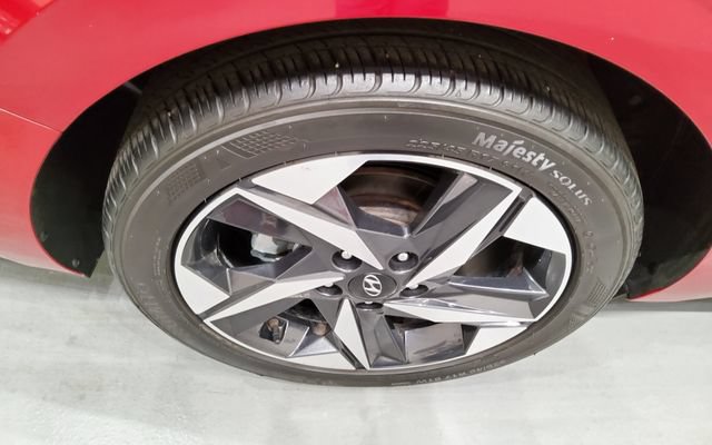Used 2023 Hyundai Elantra SEL w/ Convenience Package FWD image 47
