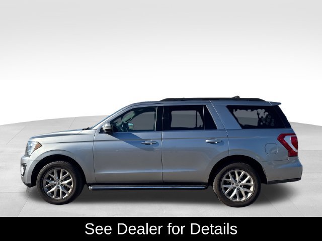 Used 2021 Ford Expedition XLT w/ Equipment Group 202A AWD/4WD image 2