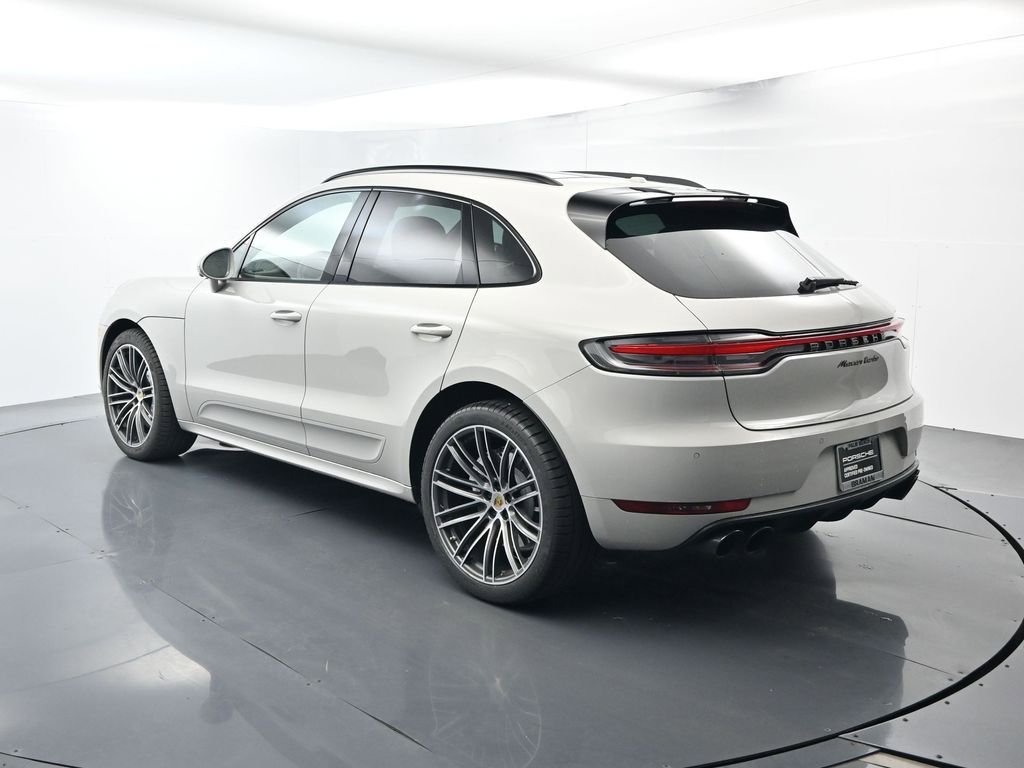 Certified 2021 Porsche Macan Turbo image 3