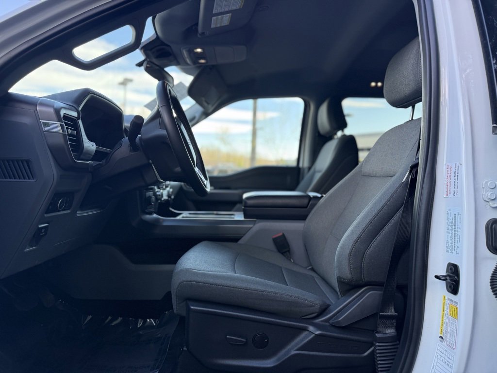 Used 2025 Ford F150 XLT w/ Equipment Group 301A Standard image 26