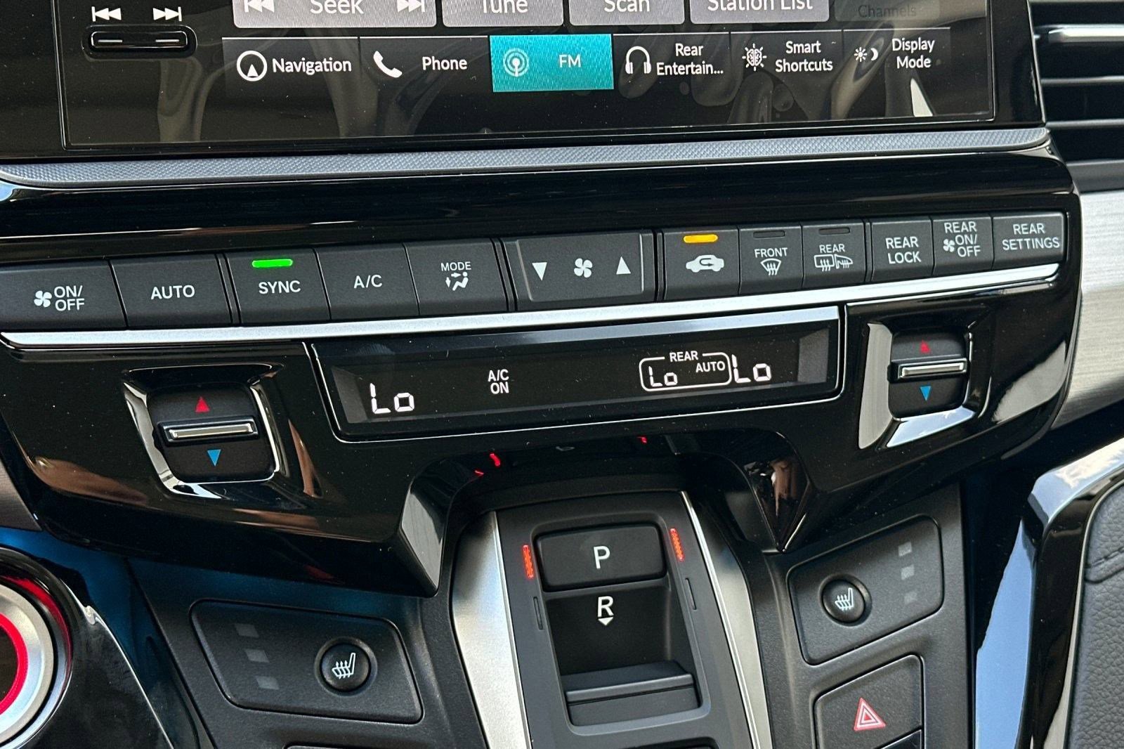 New 2026 Honda Odyssey Touring image 18