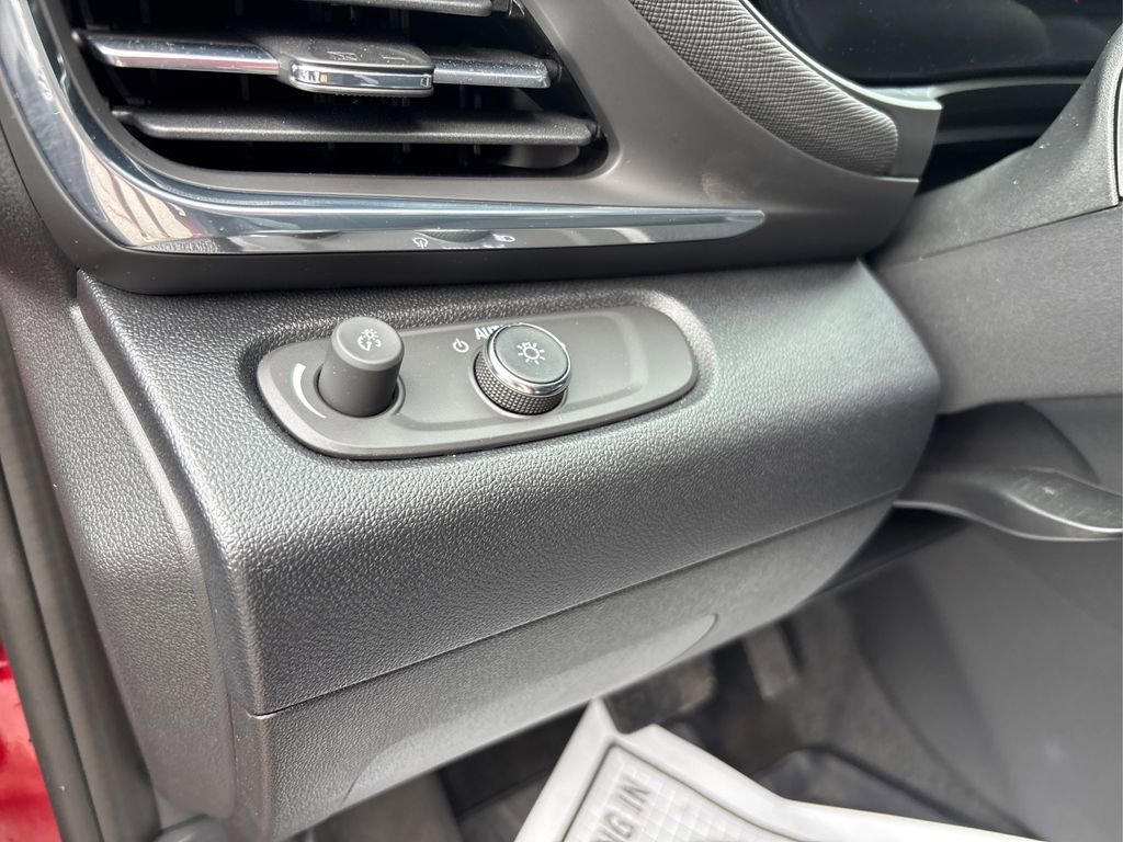 Used 2024 Buick Envista Preferred w/ Convenience I Package image 34