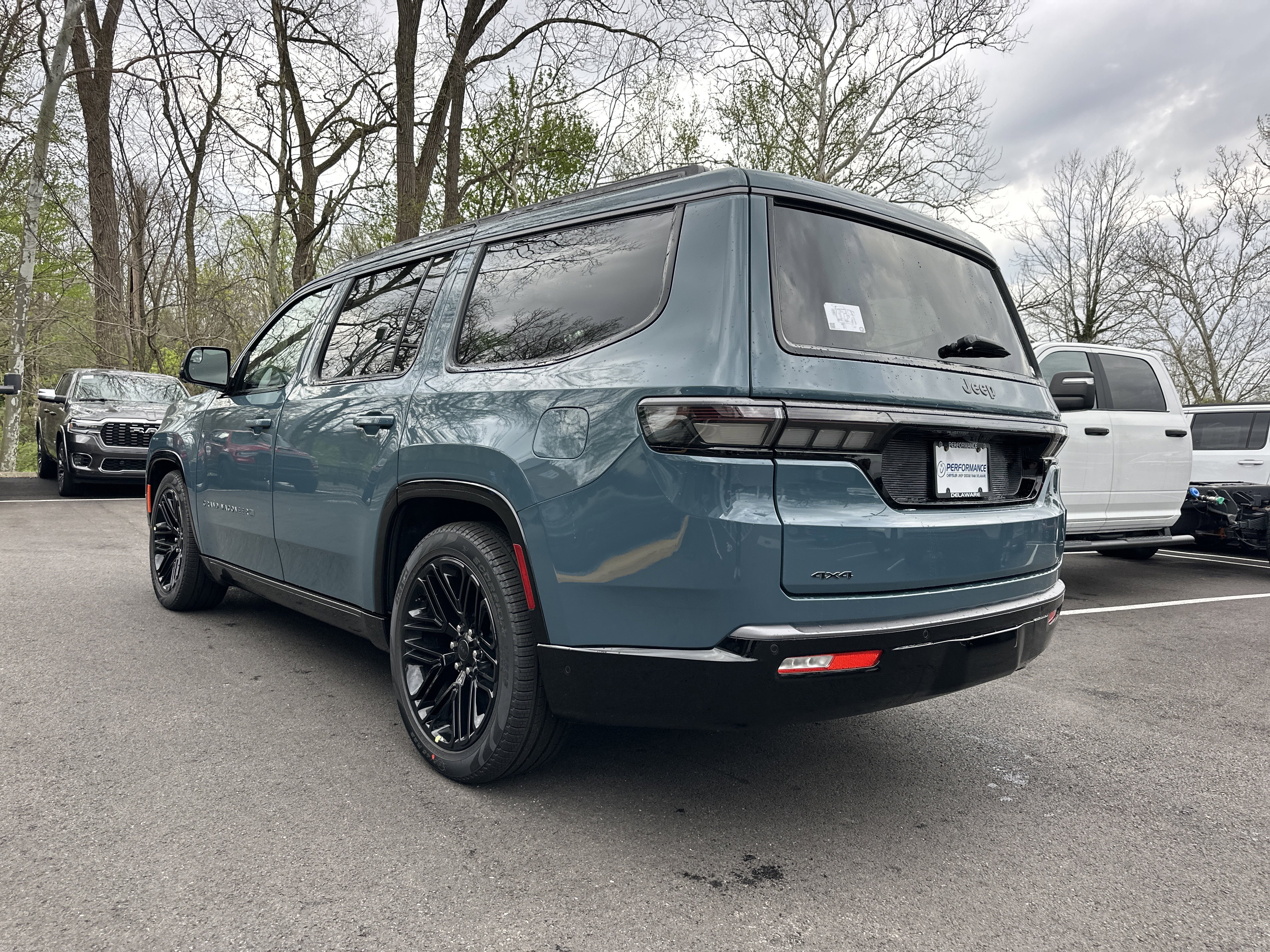 New 2026 Jeep Grand Wagoneer Limited AWD/4WD image 25