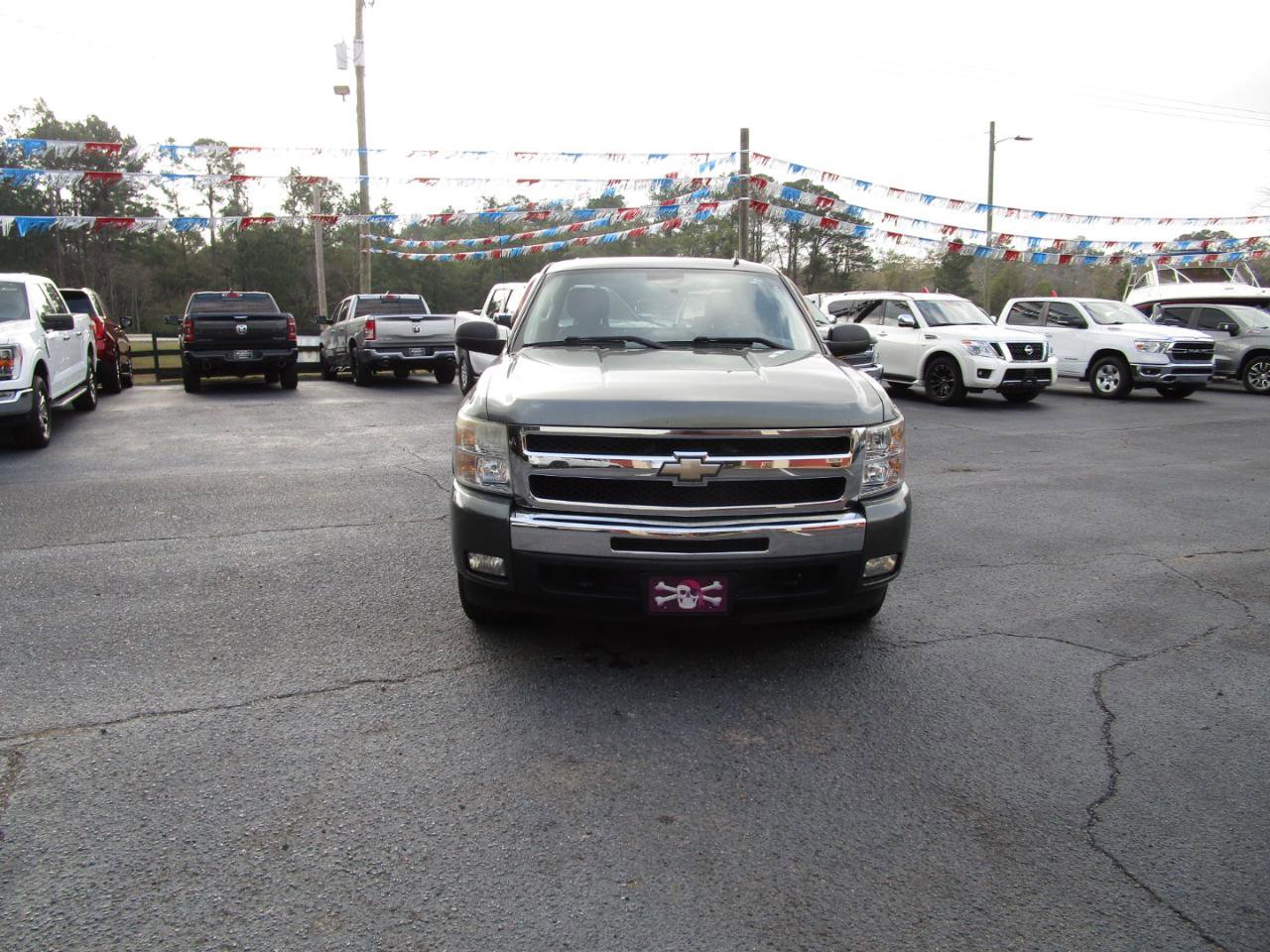 Used 2011 Chevrolet Silverado 1500 LT w/ All-Star Edition RWD image 2