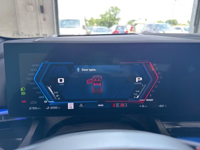 Used 2025 BMW M5 w/ Carbon Package image 35