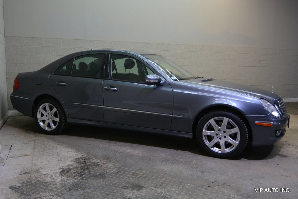 Used 2007 Mercedes-Benz E 350 4MATIC Sedan image 32