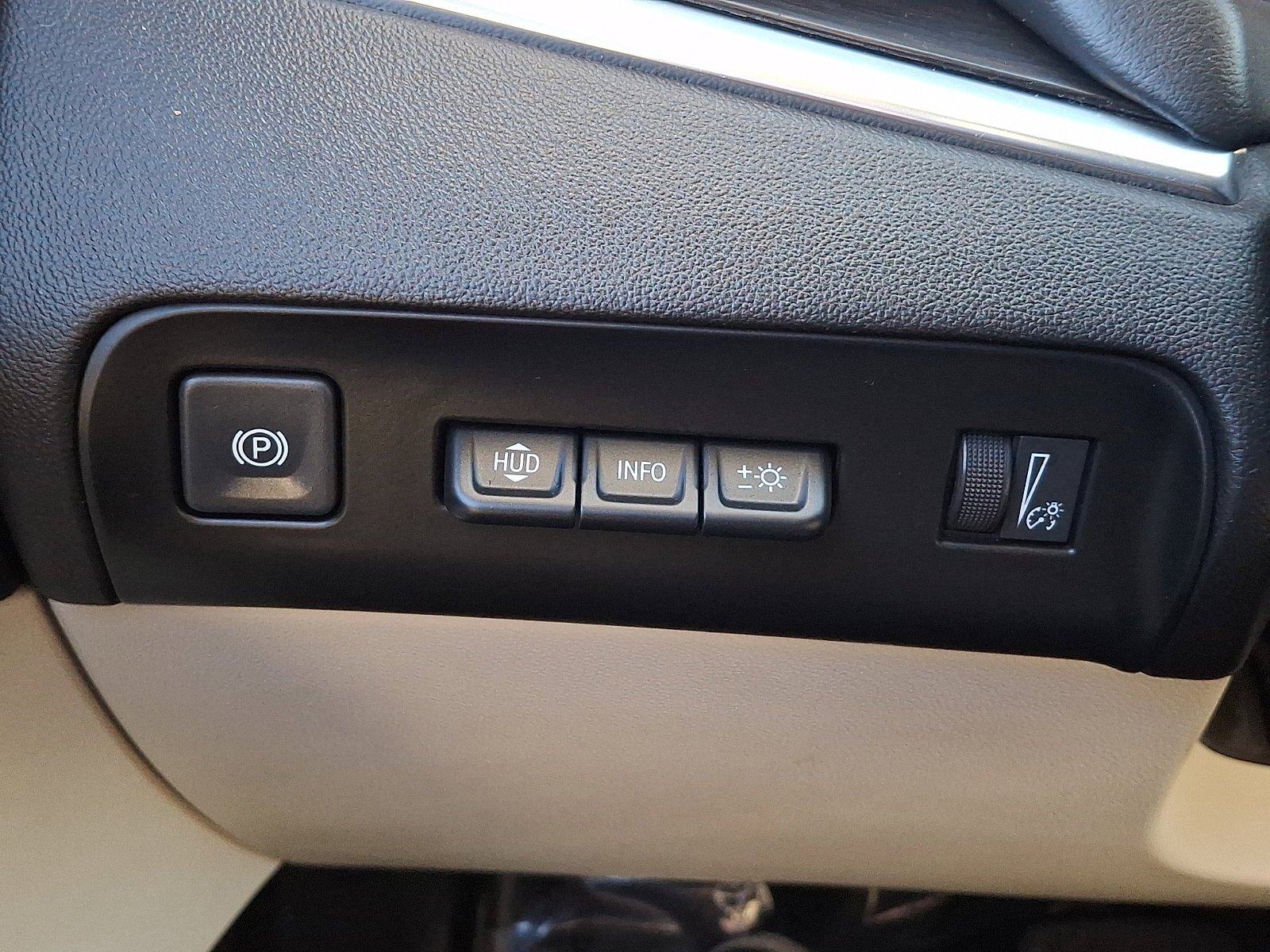 Certified 2023 Buick Enclave Premium w/ Experience Buick Package image 26