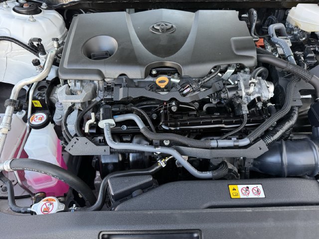 Used 2025 Toyota Camry LE FWD image 34