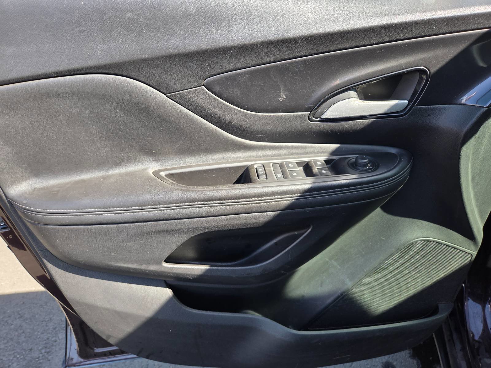 Used 2018 Buick Encore Preferred w/ LPO, Road Trip Package image 7