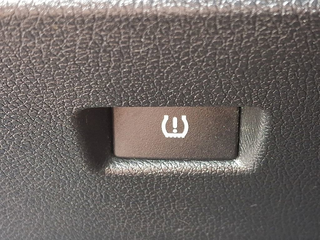 Used 2016 Honda Accord Sport image 26