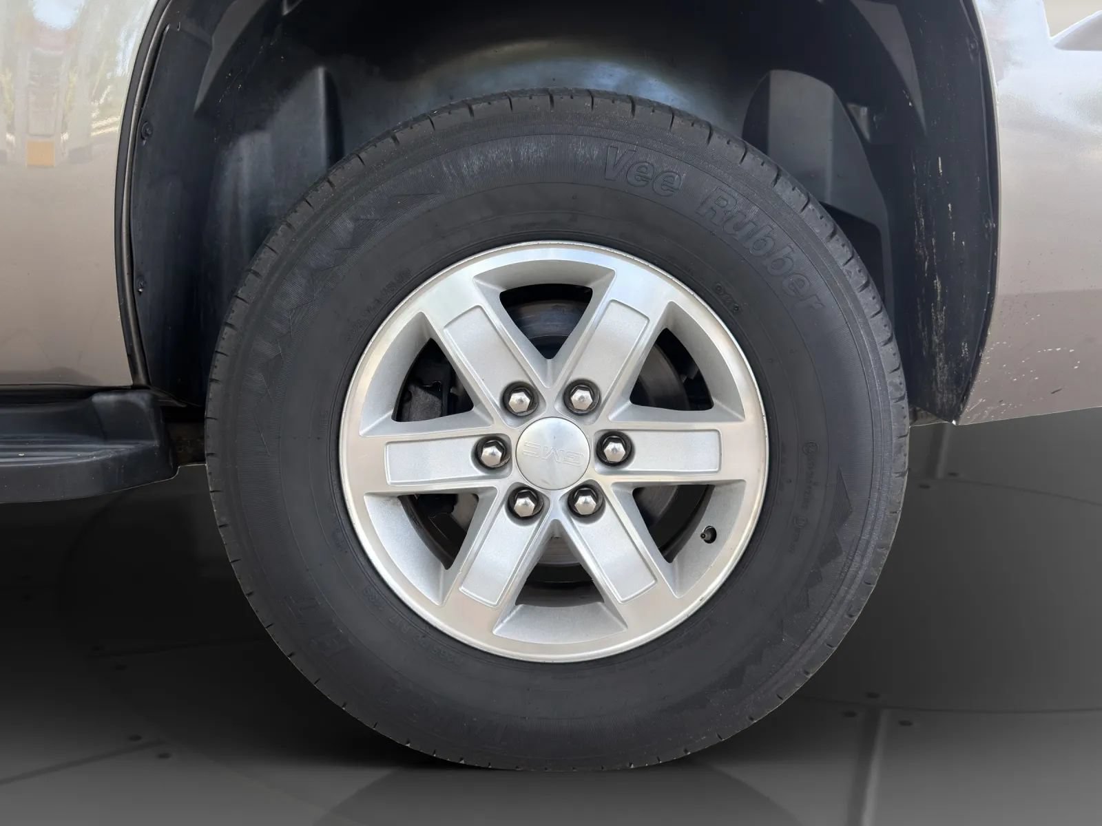 Used 2013 GMC Yukon SLT AWD/4WD image 25