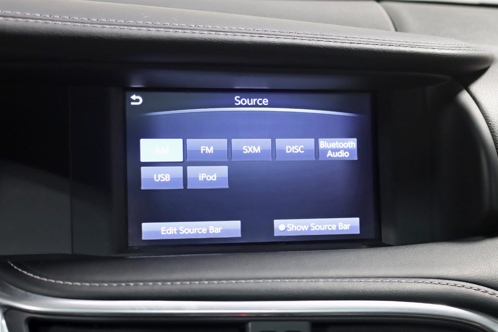 Used 2018 INFINITI QX30 Sport w/ Leather Package FWD image 21