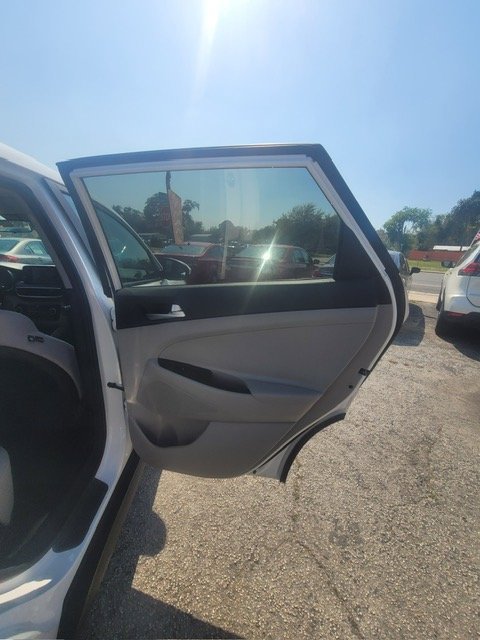 Used 2019 Hyundai Tucson SE w/ Cargo Package image 9