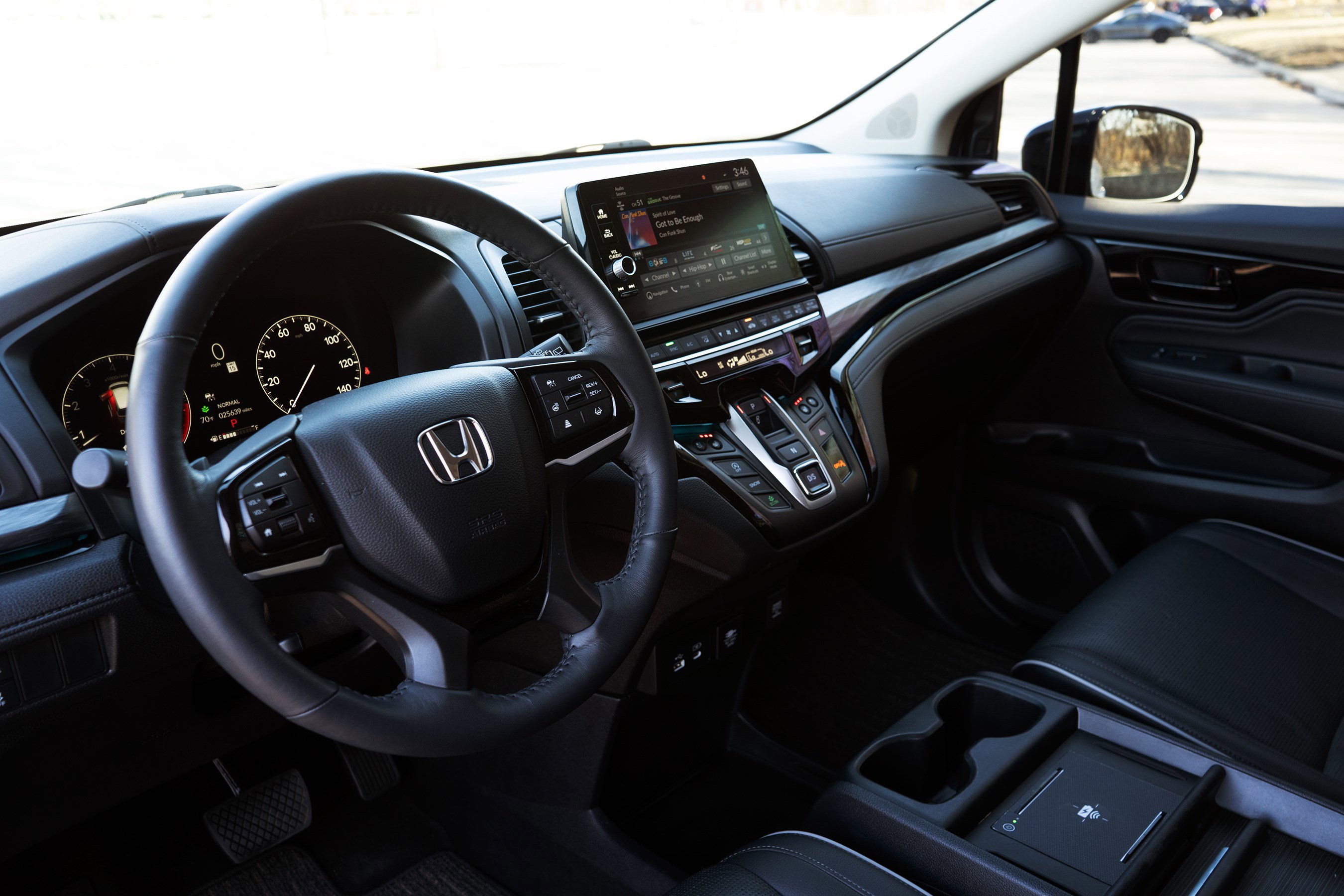 Certified 2025 Honda Odyssey Elite image 16