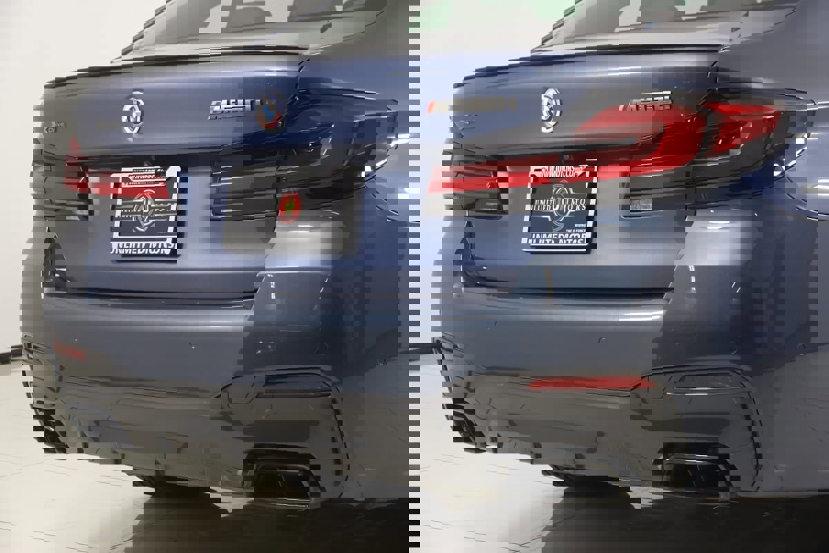 Used 2023 BMW M550i xDrive w/ Executive Package image 56